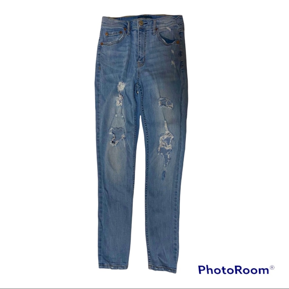 Aeropostale Distressed Jean Size 6